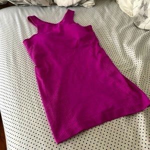 Lululemon magenta right tank